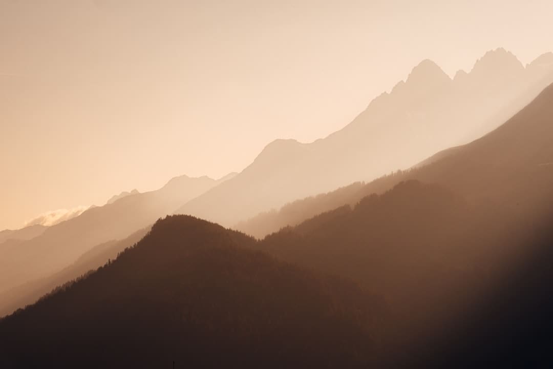 *ST春天成绩隐忧：主营业务承压，又遭监管处分